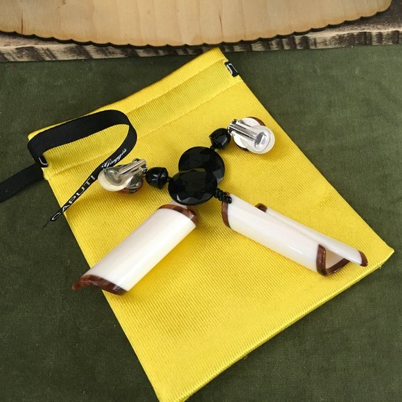 Angela Caputi Ivory Resin Dangle Clip Earrings - Picture 5 of 8